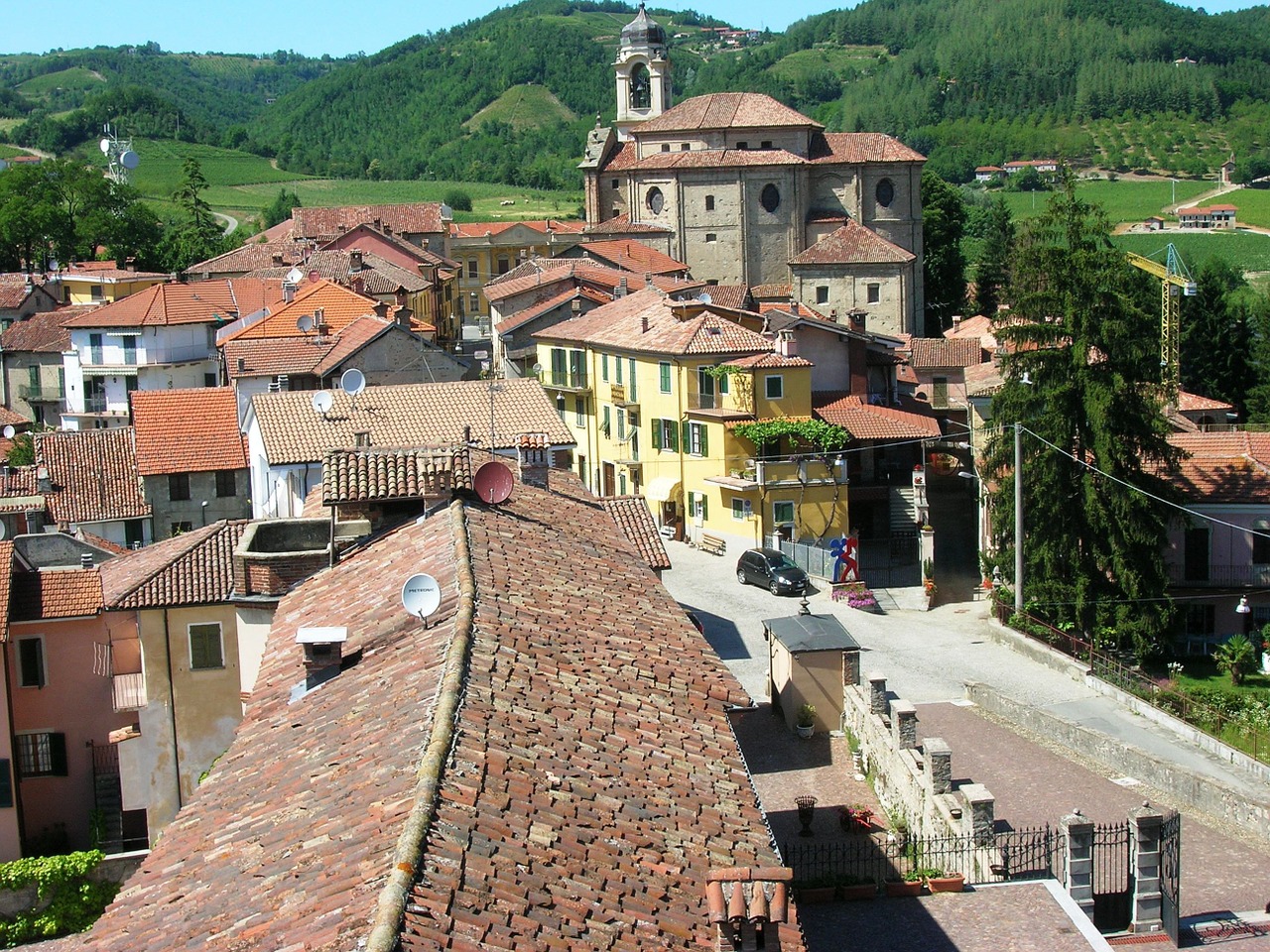 piemonte langhe monferrato bubbio free photo
