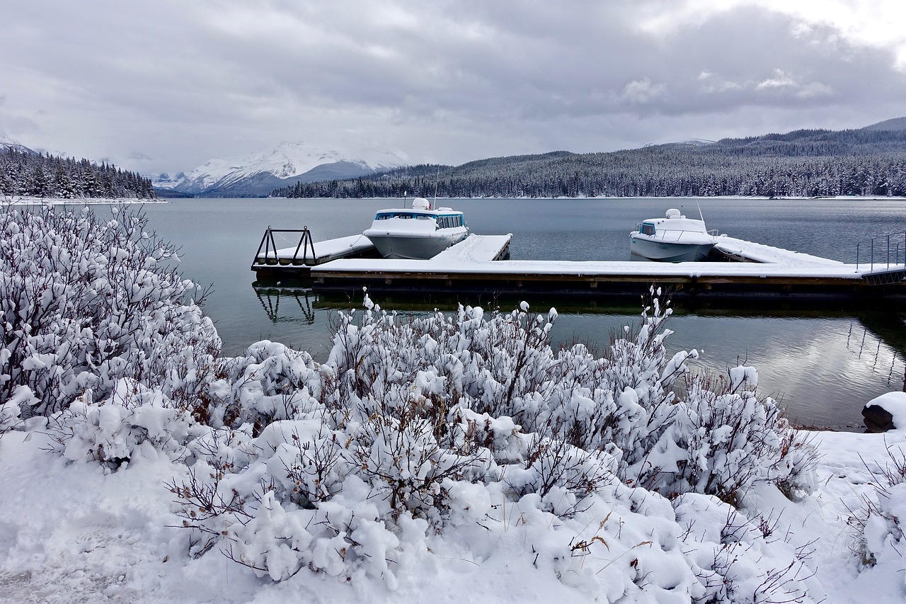 pier boats lake free photo