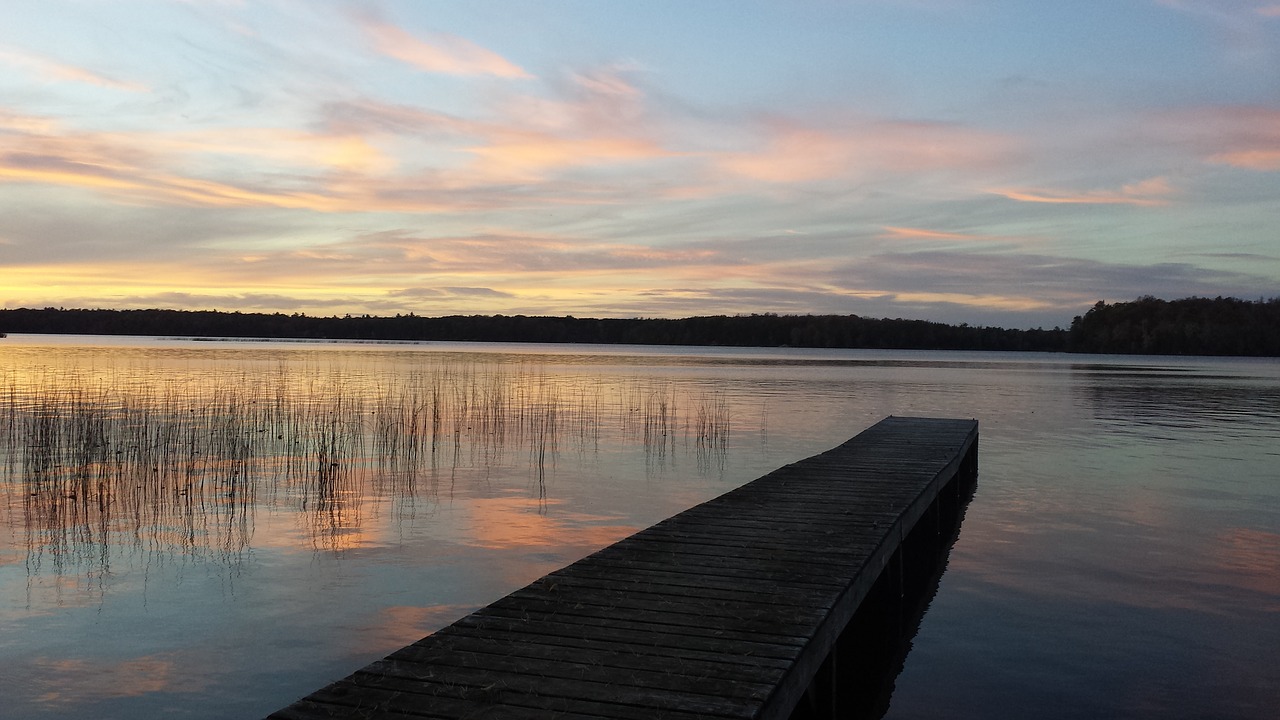 pier  water  landscape free photo