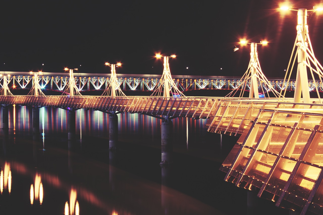 pier lights plock free photo