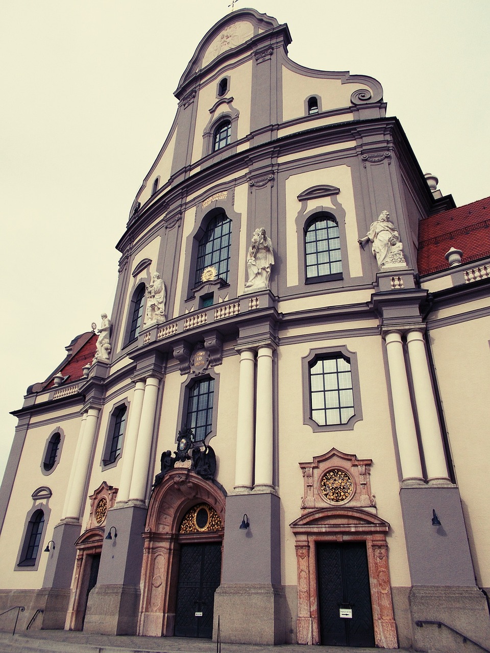 pilgrimage church altötting house of worship free photo