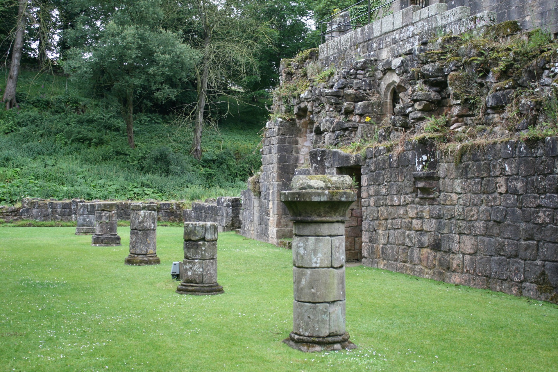 fountain abbey ripon free photo