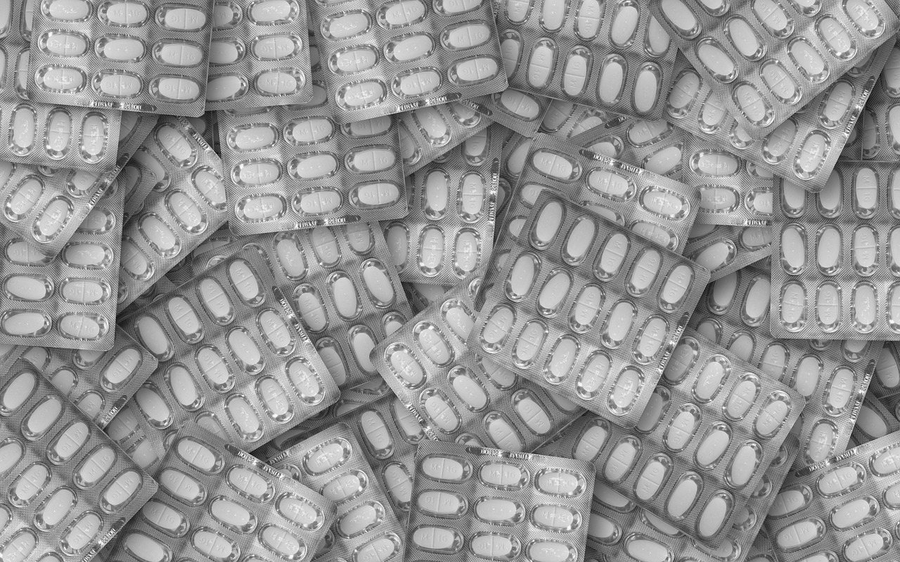 pills medication drugs free photo
