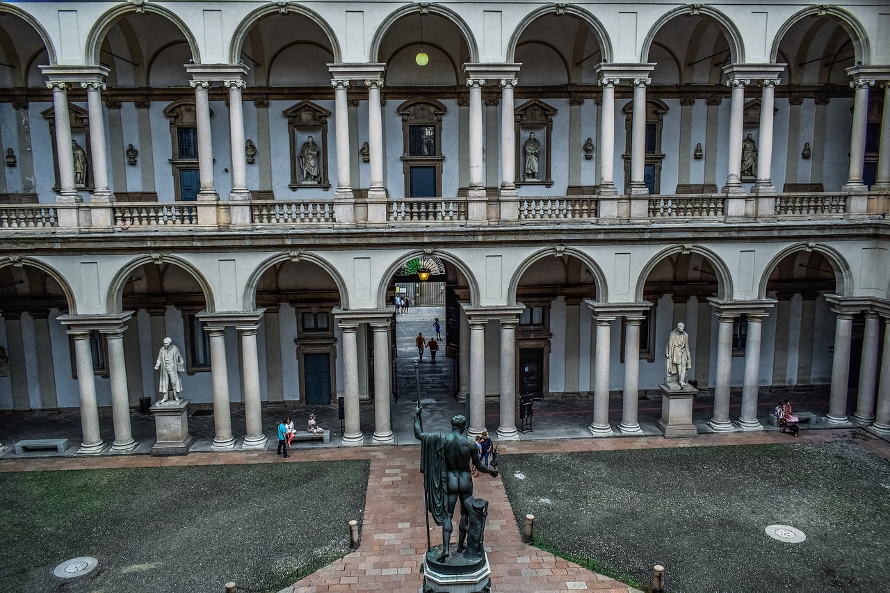 pinacoteca di brera  architecture  sculpture free photo