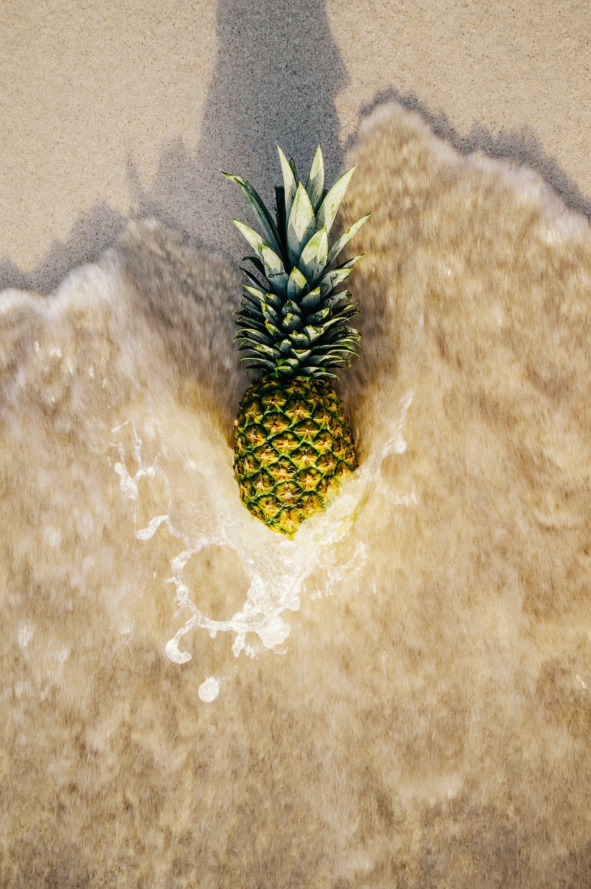 pineapple ocean waves free photo