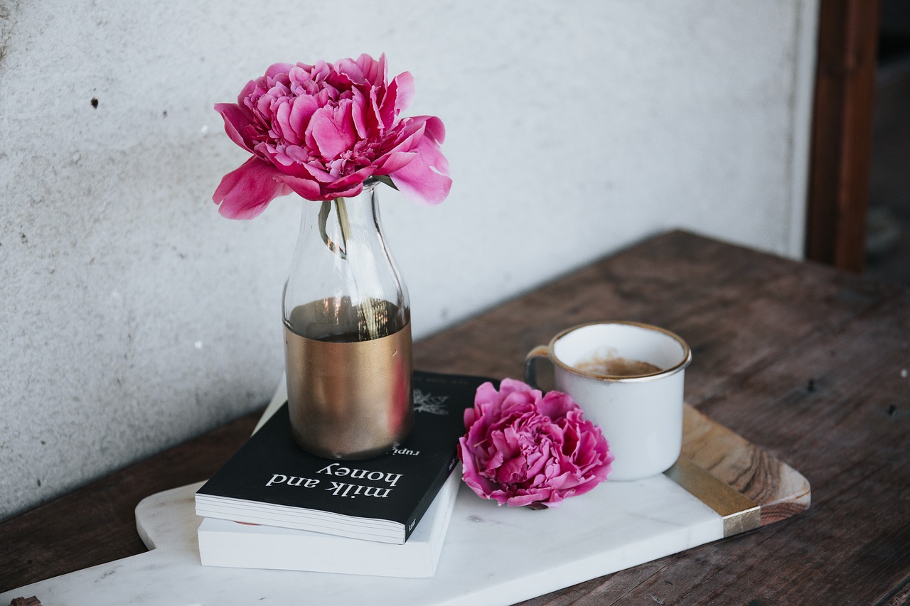 pink flower vase free photo