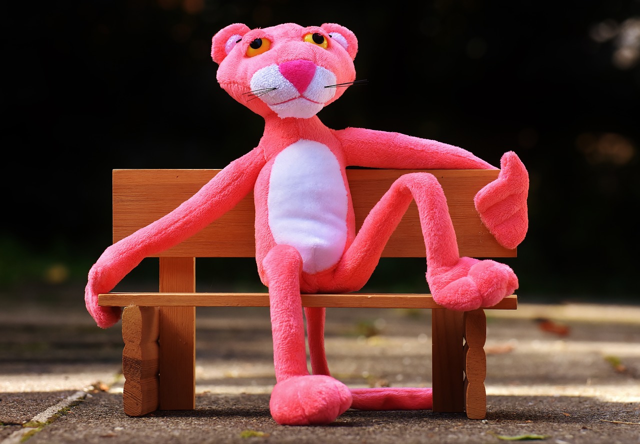 pink panther bank rest free photo