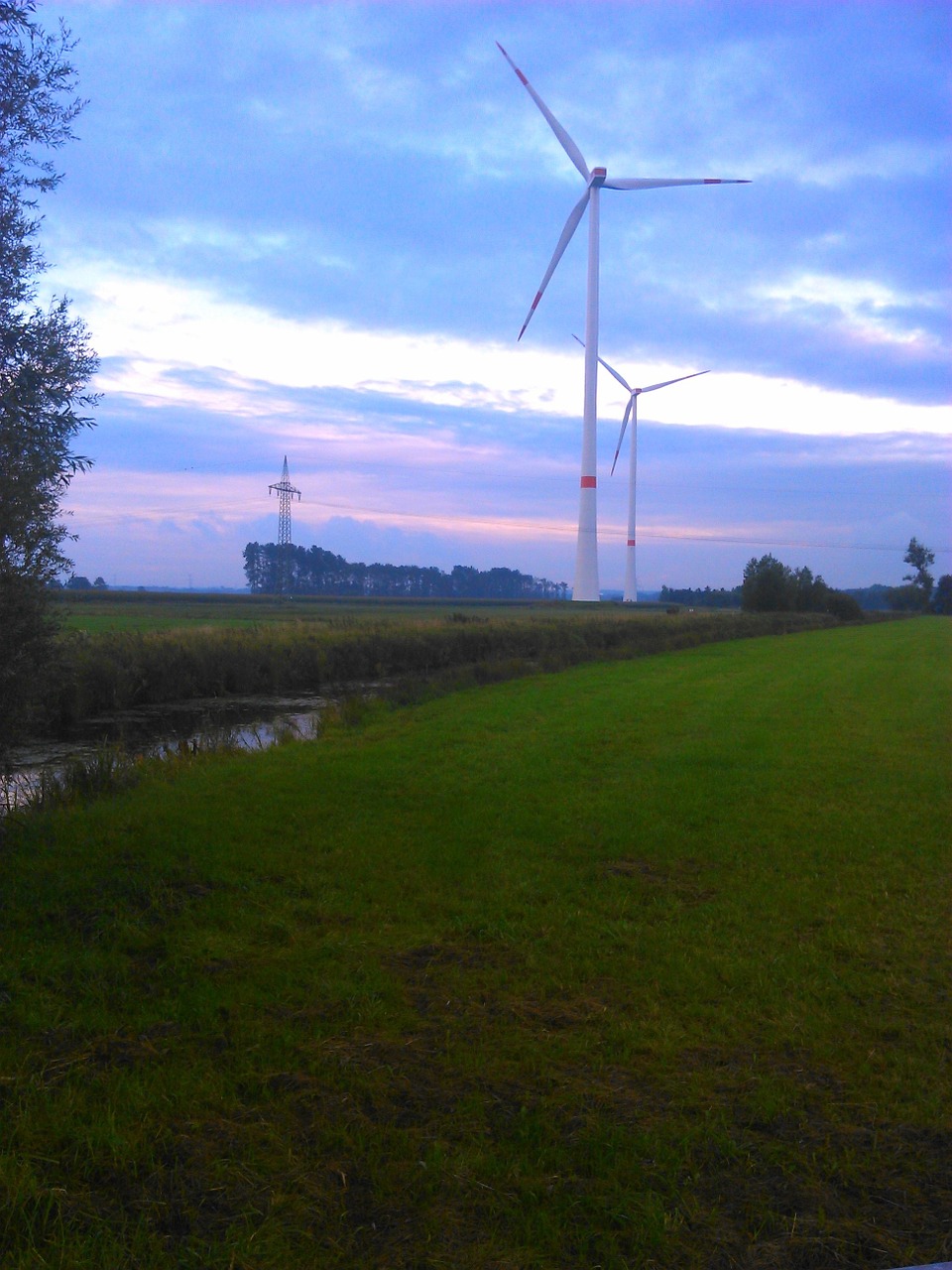 pinwheel windräder sky free photo