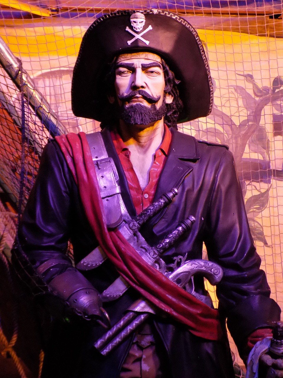 pirate statue corsair free photo
