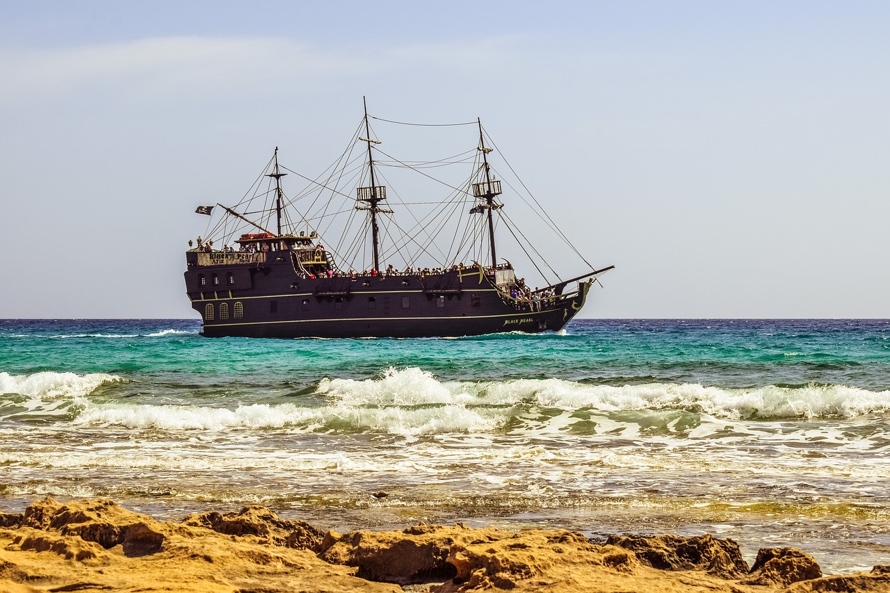 pirate ship black pearl sailboat free photo