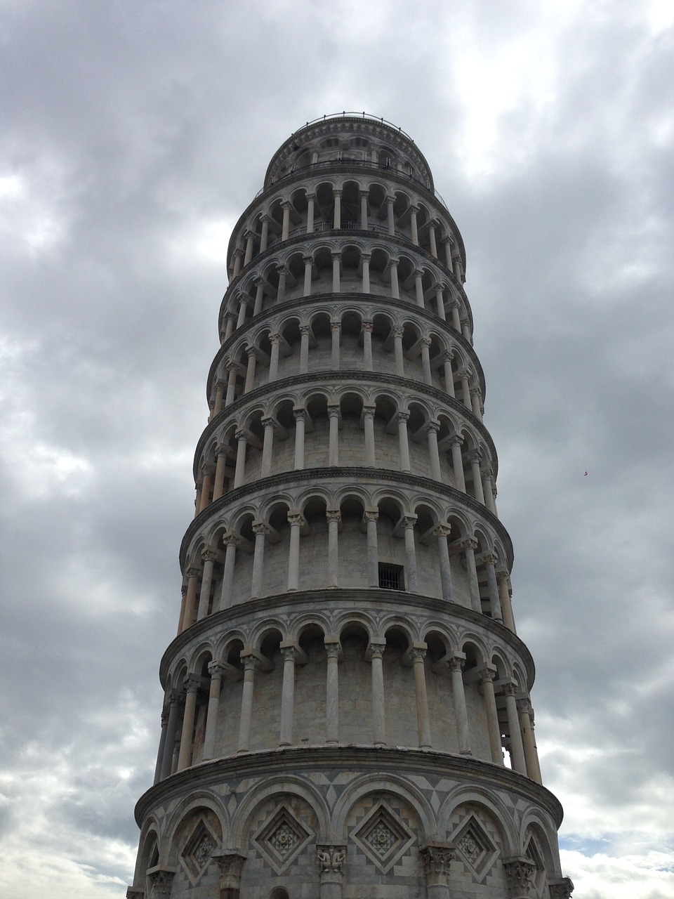 pisa tower sky free photo