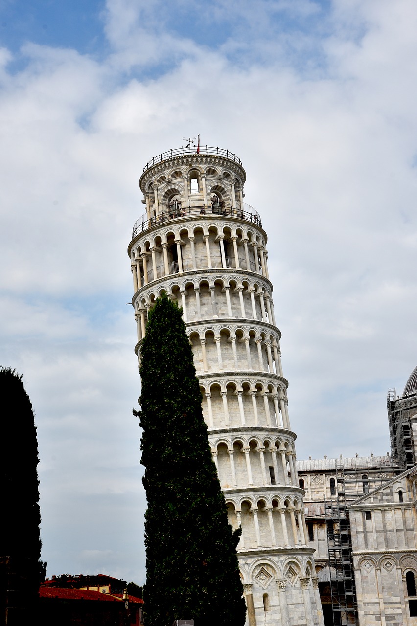 pisa  tower  italy free photo