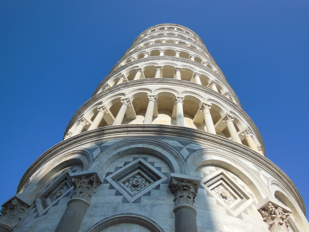 pisa  architecture  landmark free photo