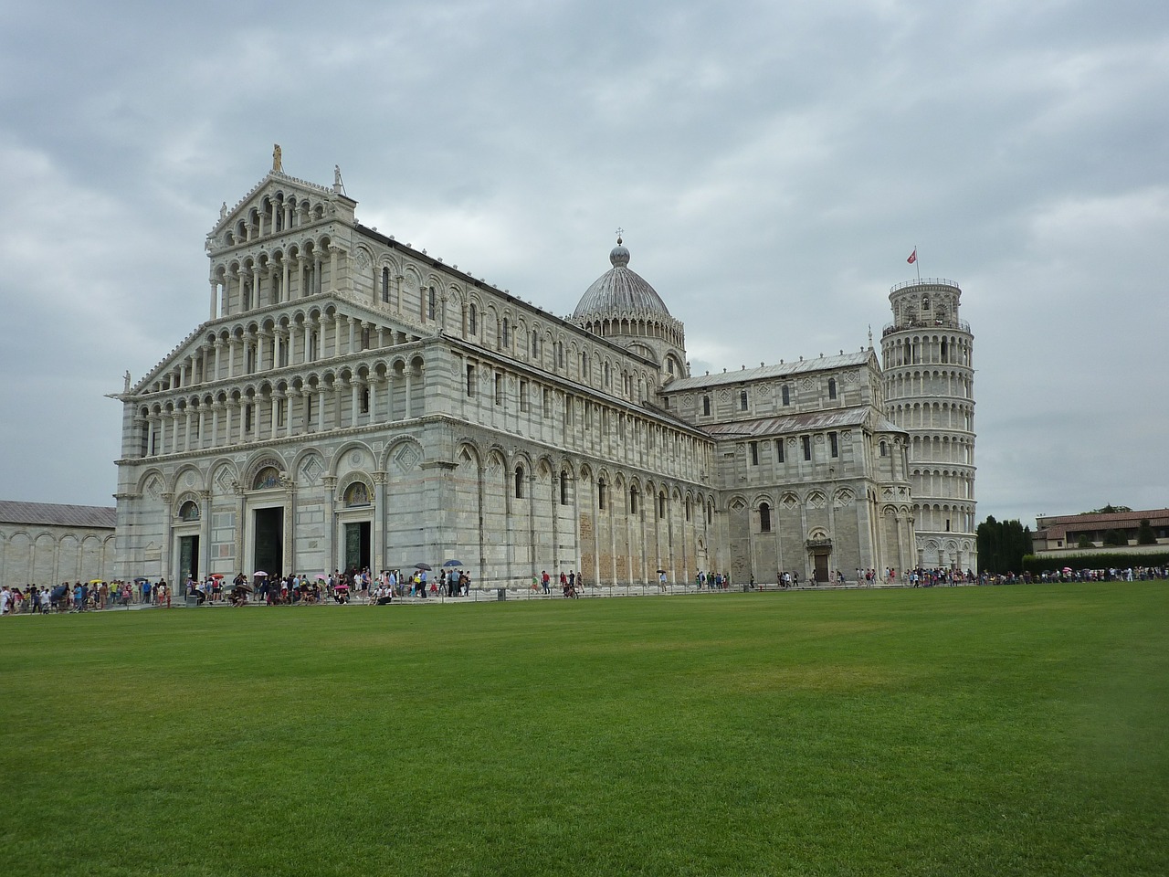 pisa cathedral church free photo