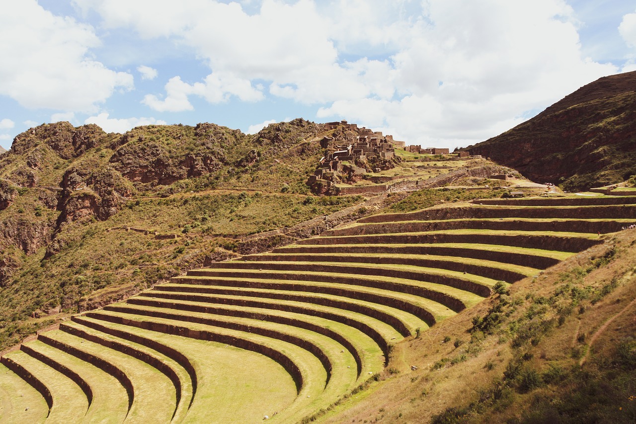 pisac  inca  ruin free photo