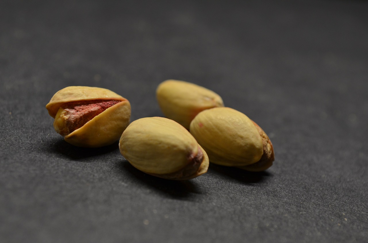 pistachios nuts food free photo