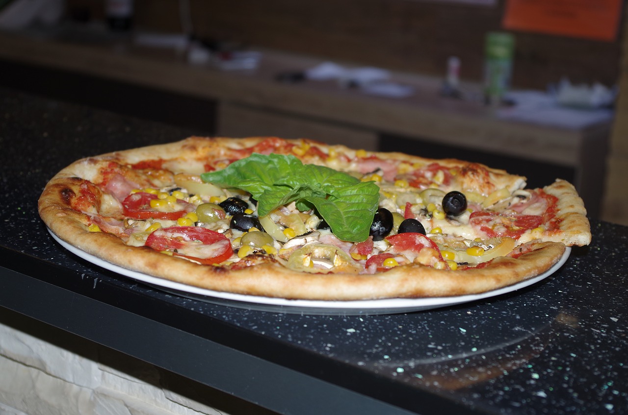 pizza basil olives free photo