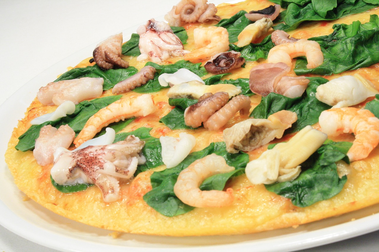 pizza  seafood  spinach free photo