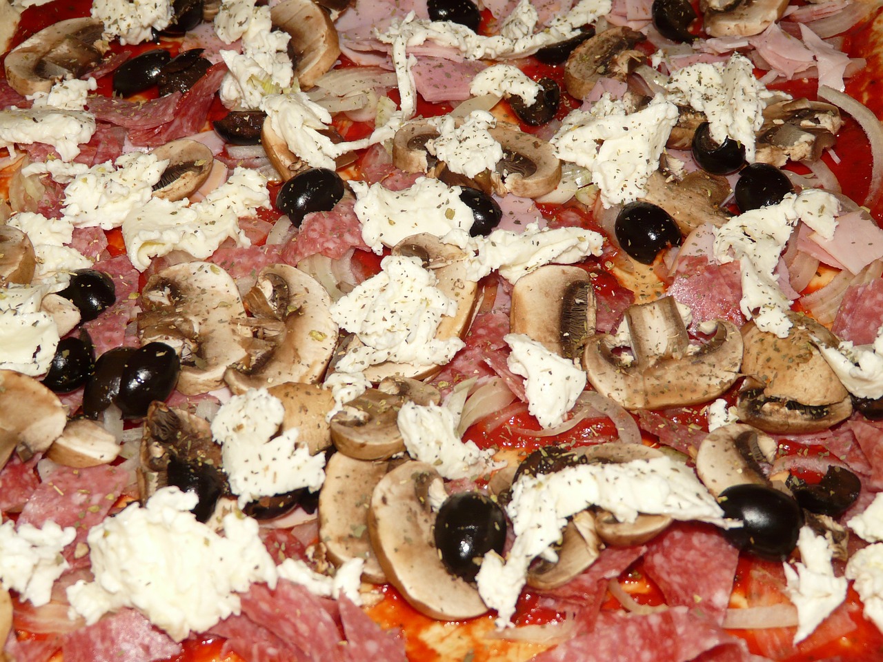pizza topping pizza mushrooms free photo