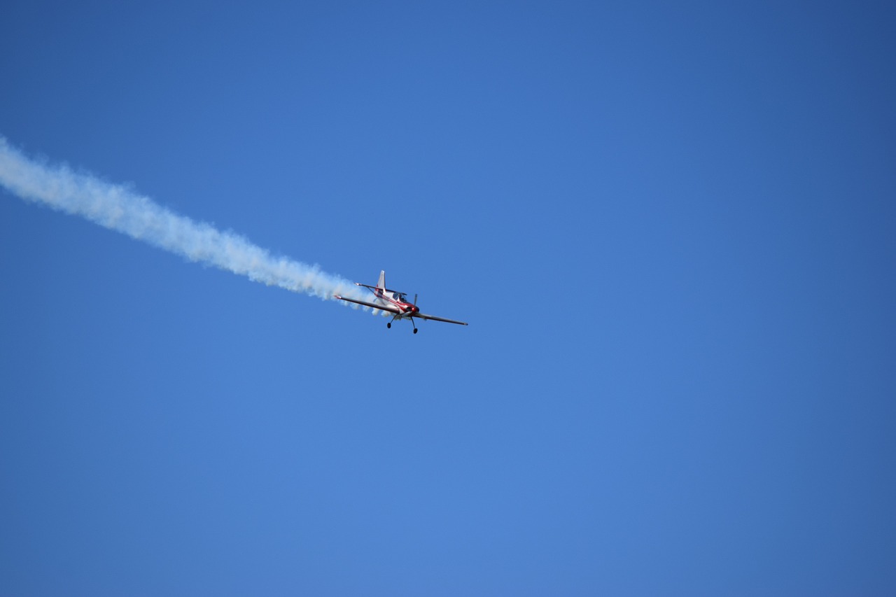 plane airplane acrobatic free photo