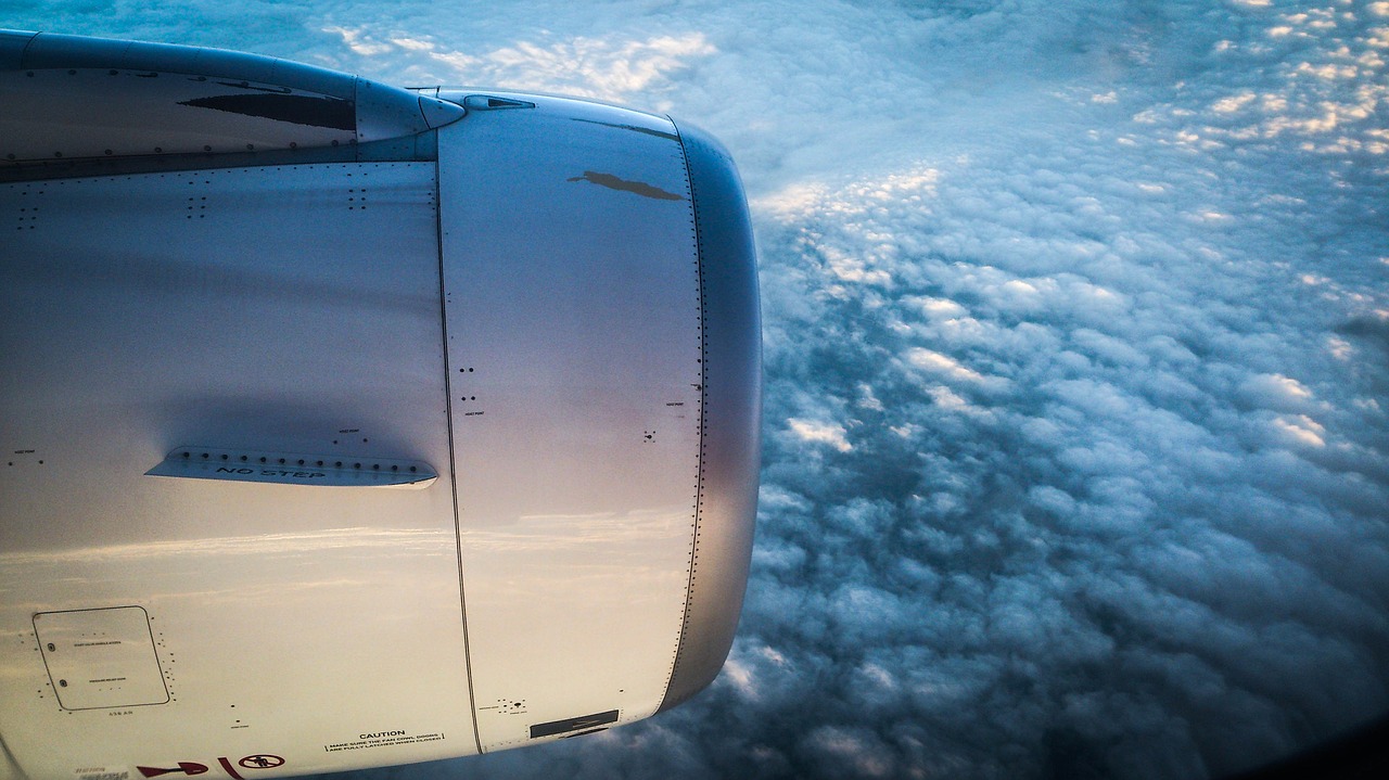 plane travel cloud free photo