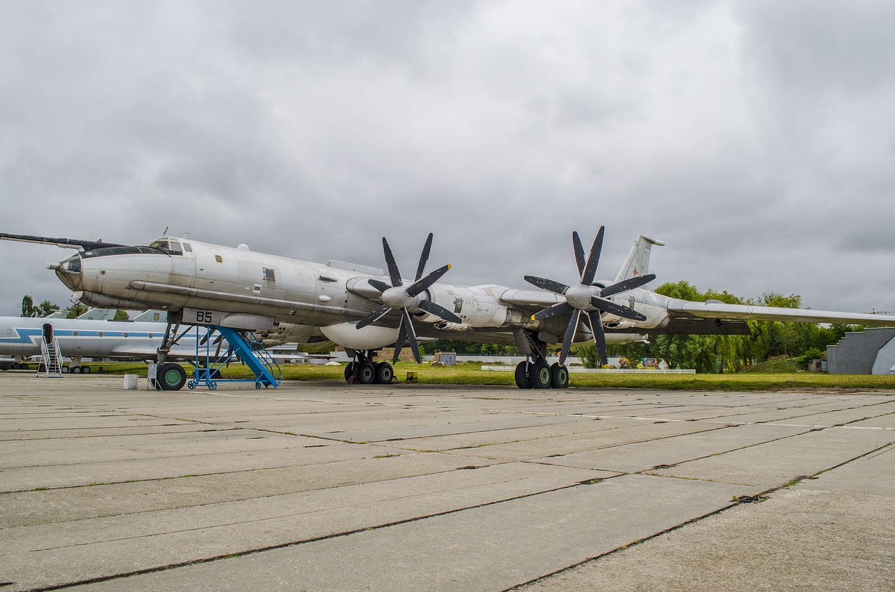 plane long-range aviation tupolev free photo