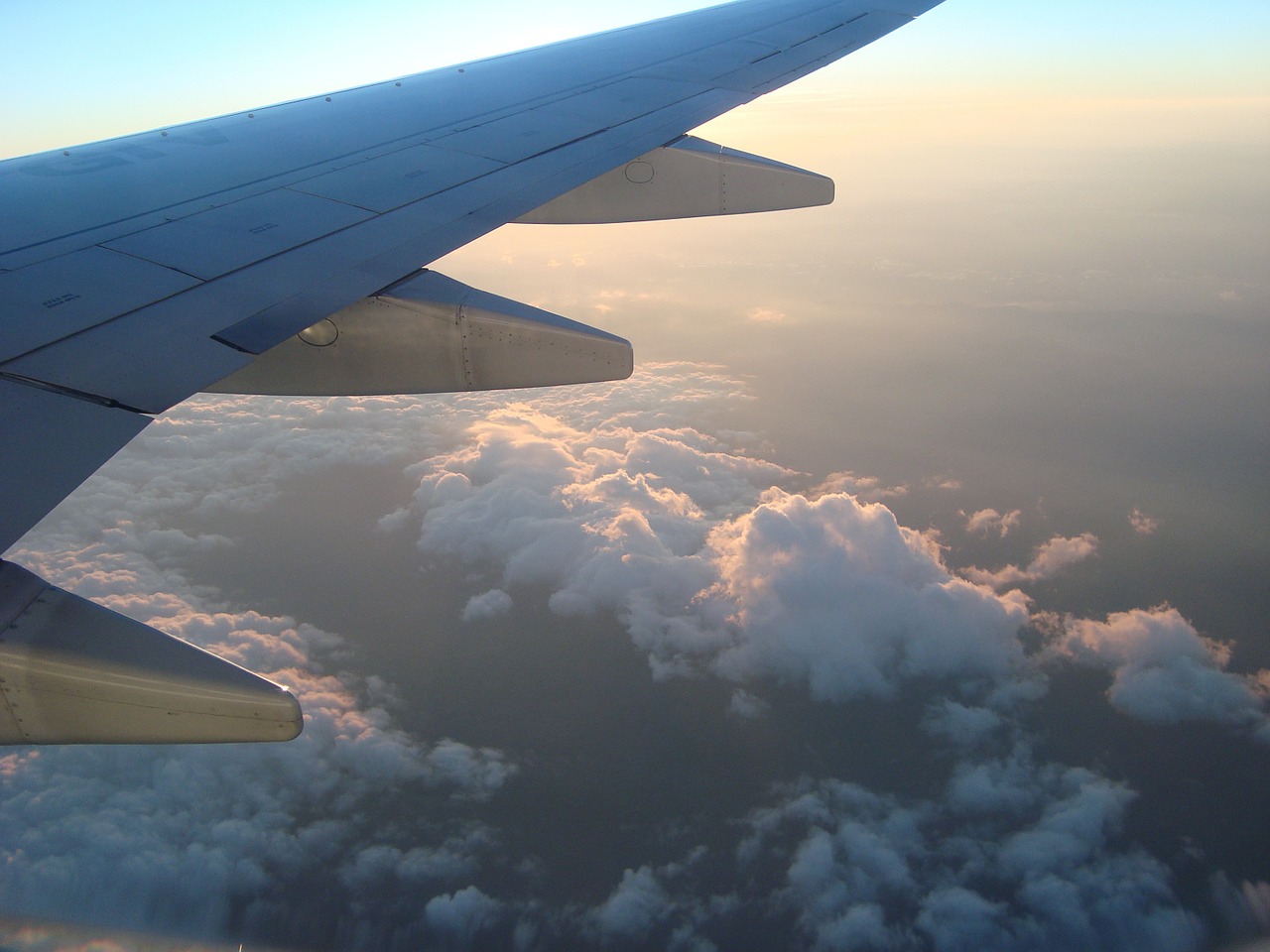 plane wing cloud free photo