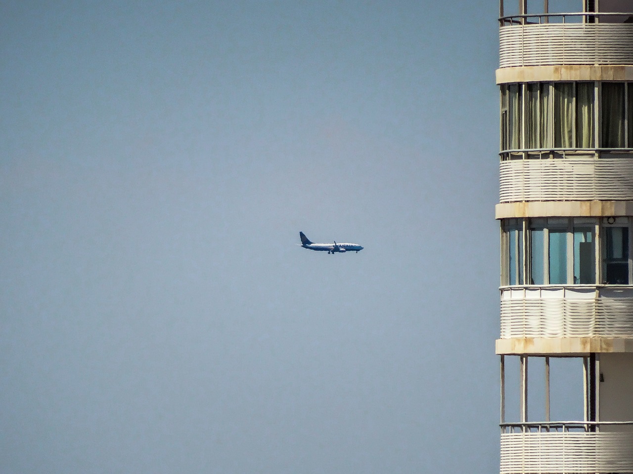 plane building sky free photo