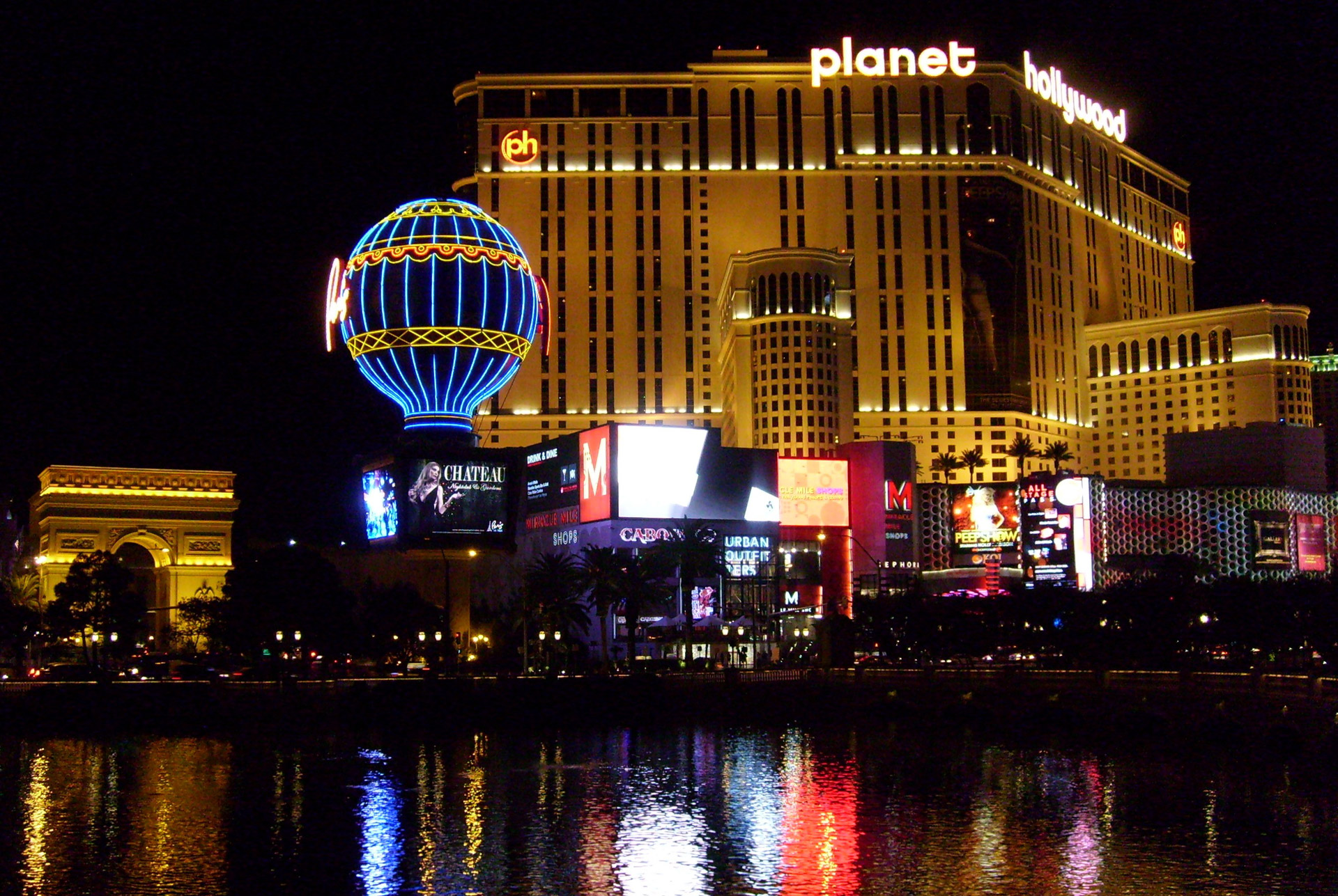 planet hollywood casino free photo