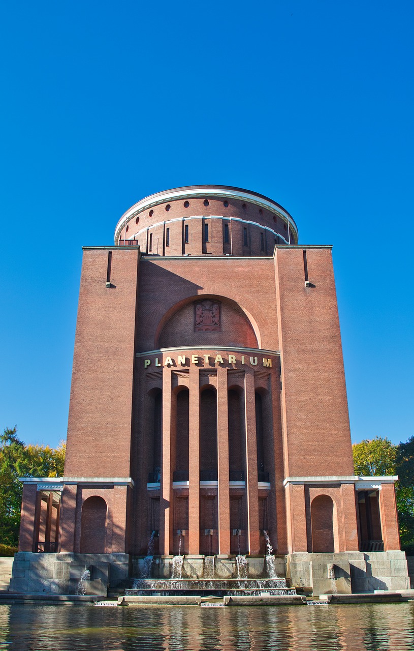 planetarium  hamburg  city park free photo