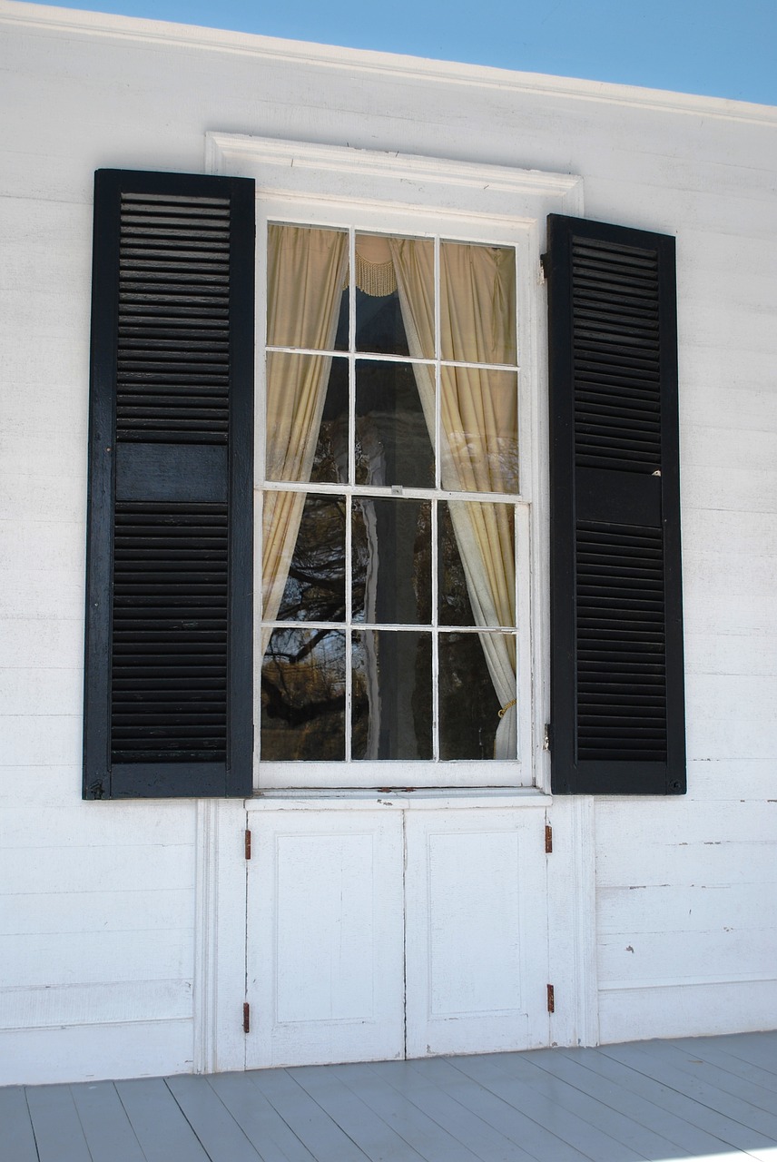 plantation window architecture free photo