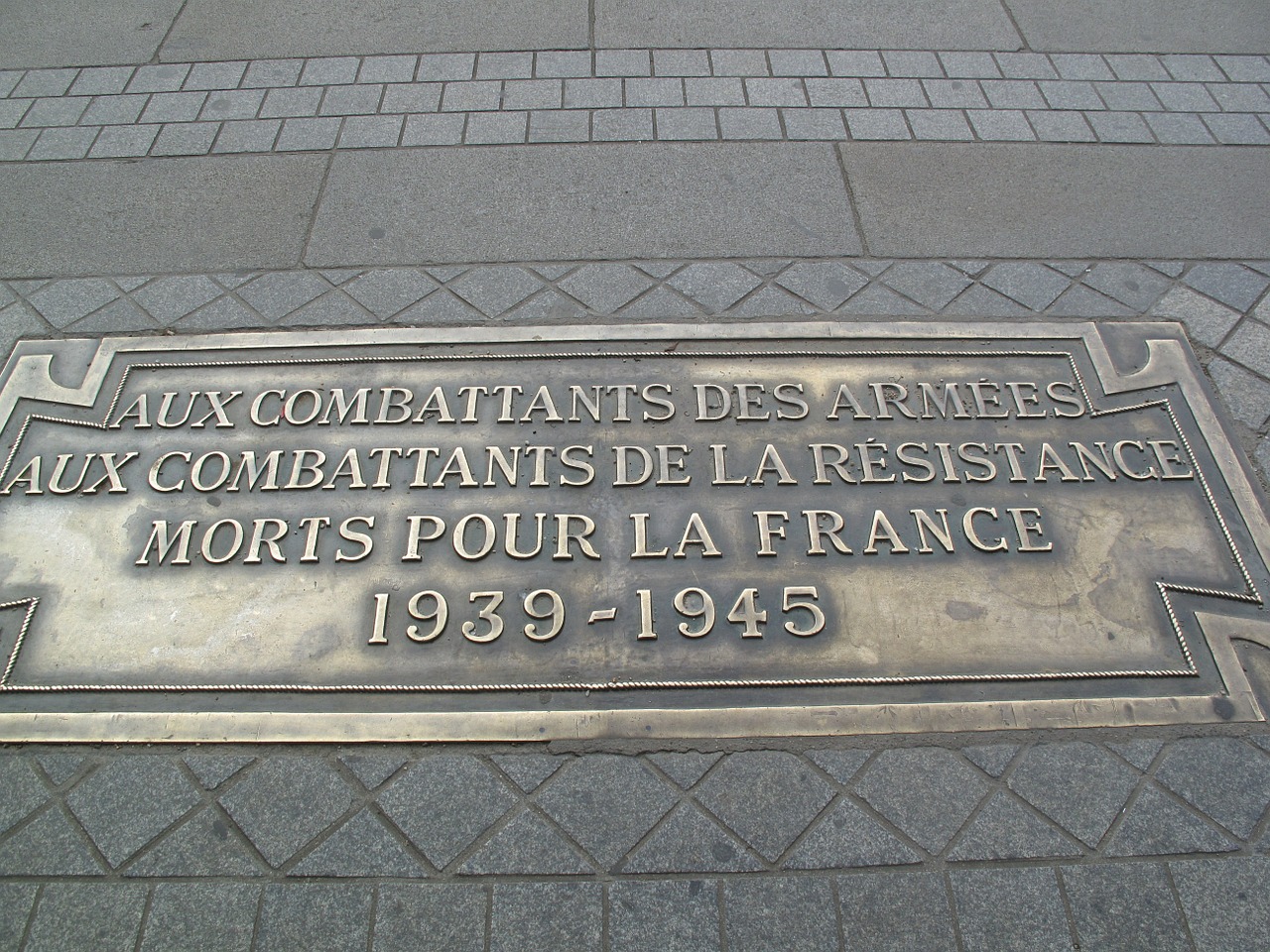 plaque arc de triomphe paris free photo