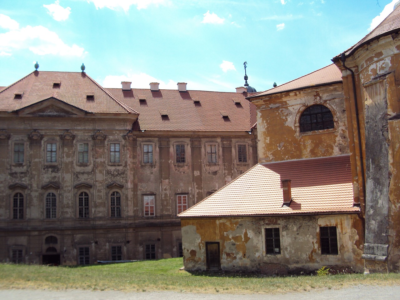 plasy tjechie monastery free photo