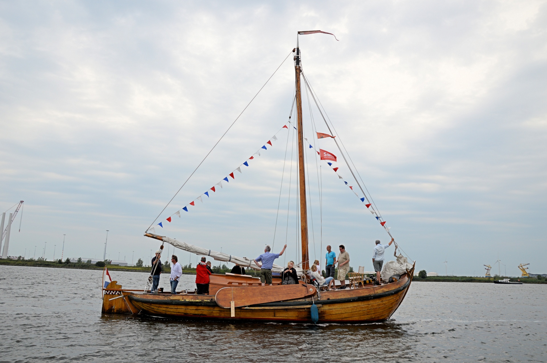 sailboat authentic flatboat free photo