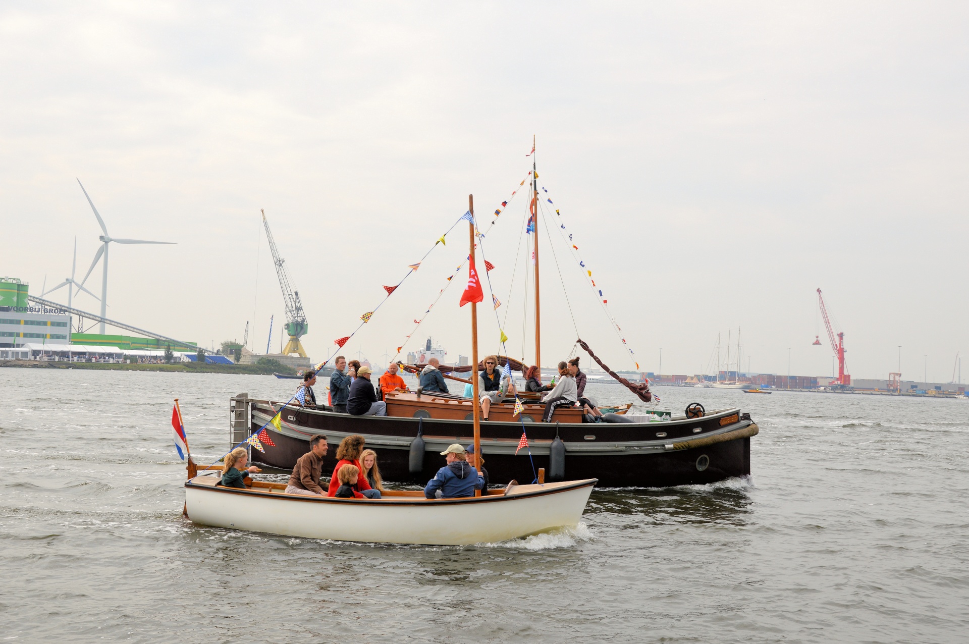 sailboat authentic flatboat free photo