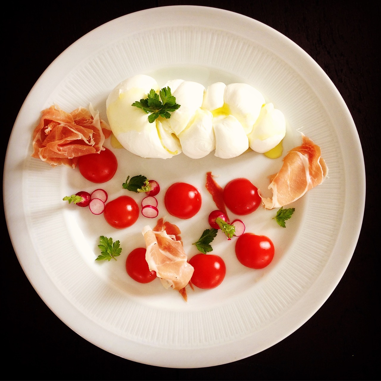 plate meals tomatoes free photo