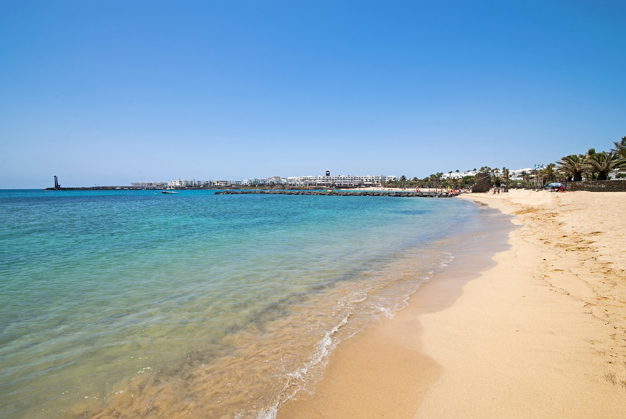 playa de las cucharas lanzarote canary islands free photo