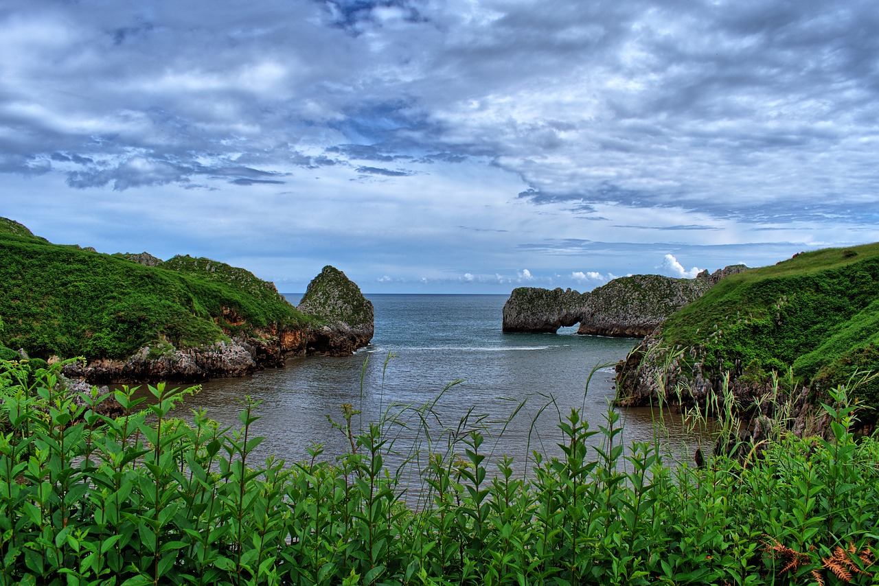 playa de prellezo  nature  landscape free photo