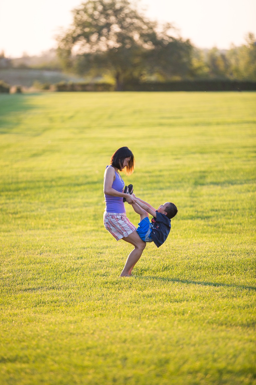 playing child happy free photo