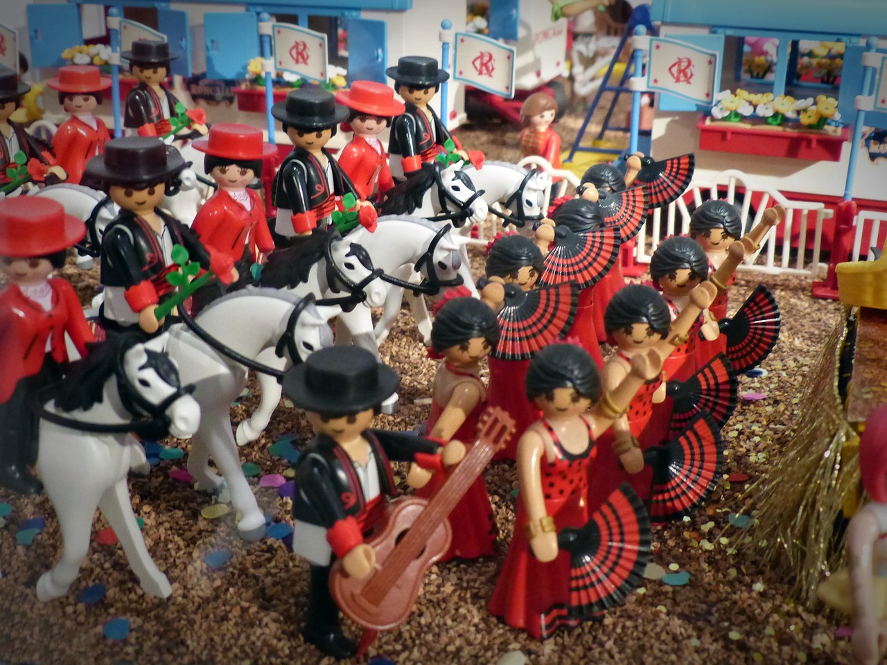 playmobil exhibition toys free photo