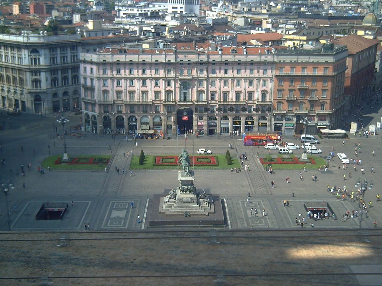 plaza duomo milano free photo