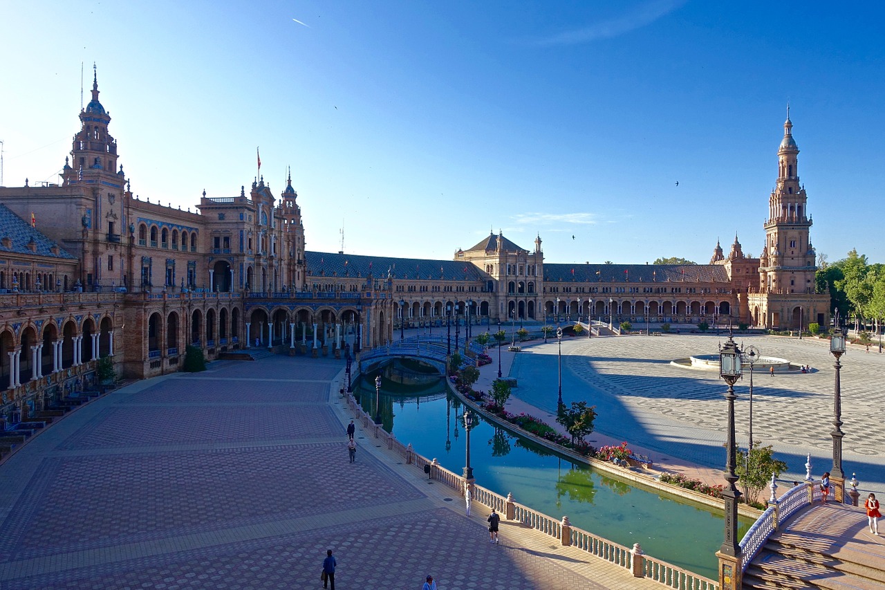 plaza de espania palace seville free photo