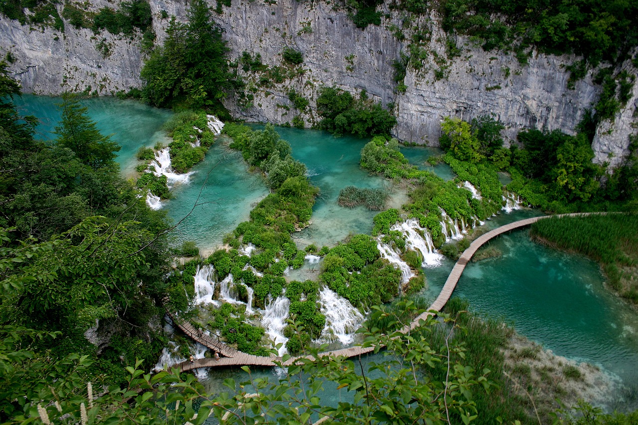 plitvice croatia landscape free photo