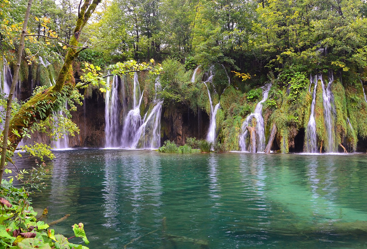 plitvice national park waterfall free photo