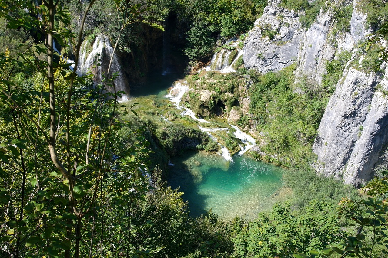 plitvice lakes croatia lake free photo