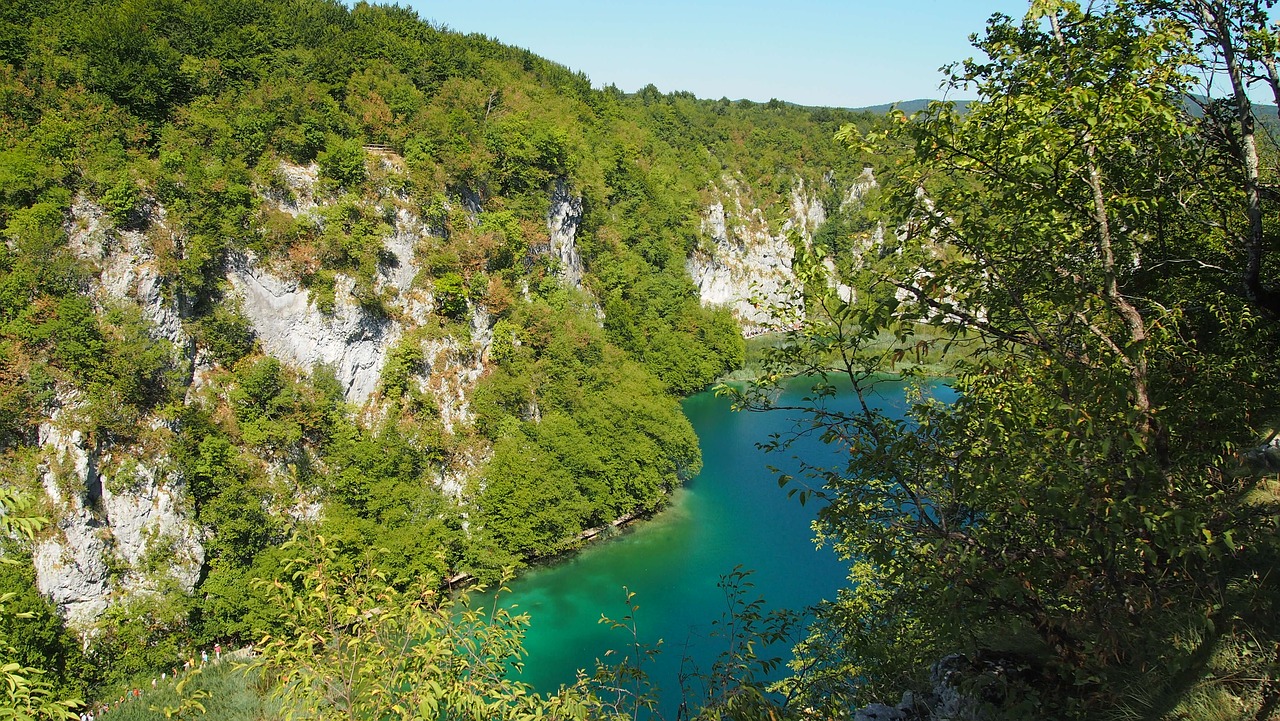 plivicer lakes croatia forest free photo