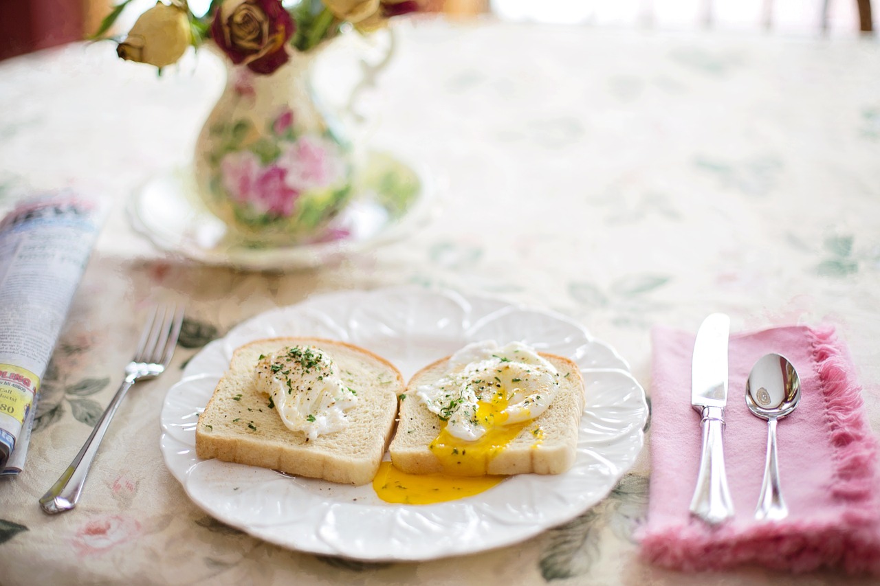 poached eggs on toast breakfast healthy free photo