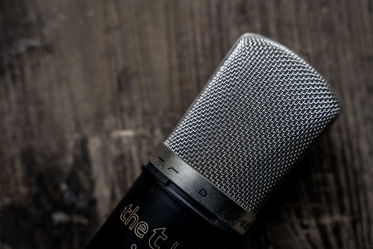 podcast  microphone  audio free photo