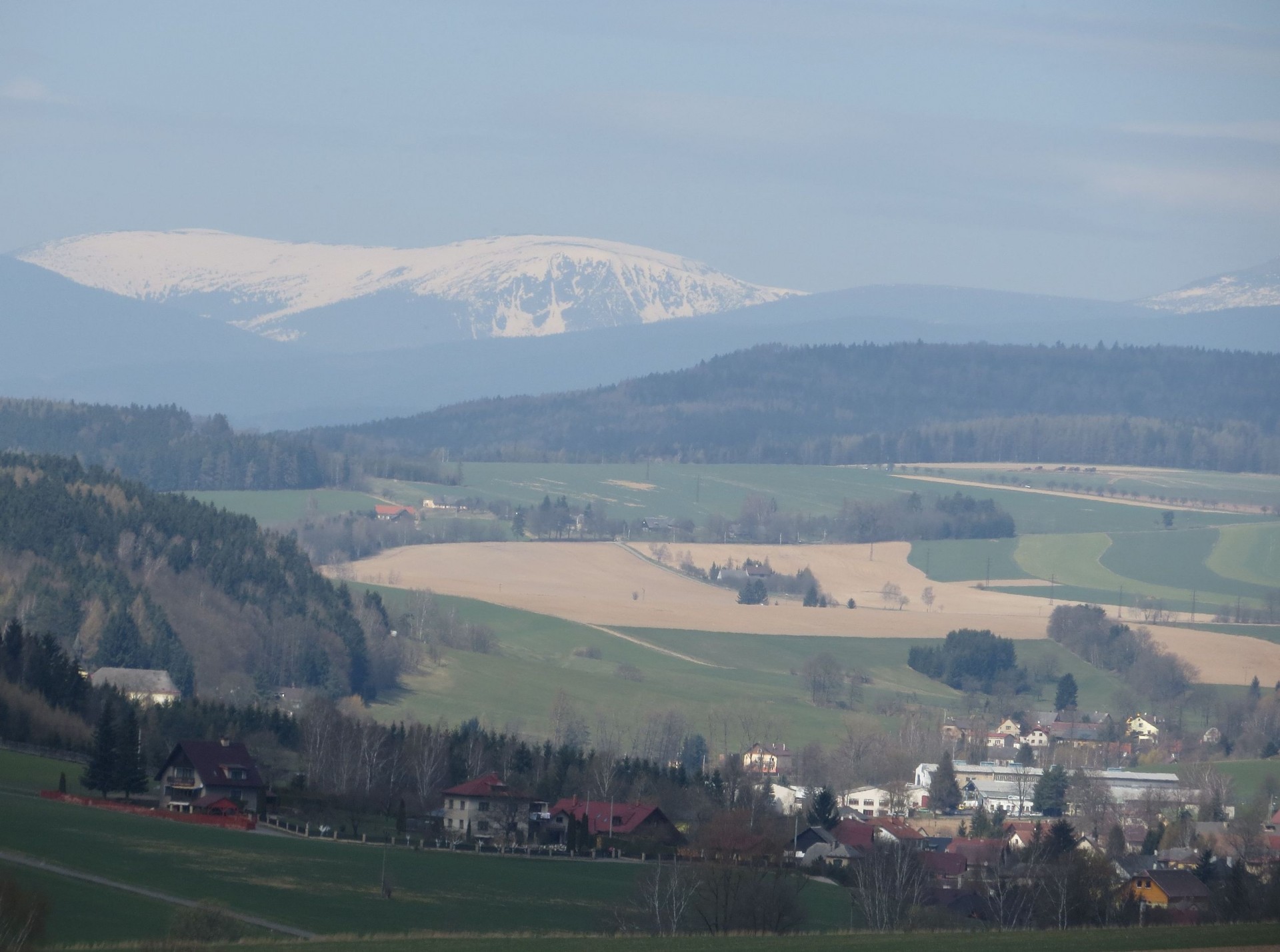 mountains giant mountains view of the mountains free photo