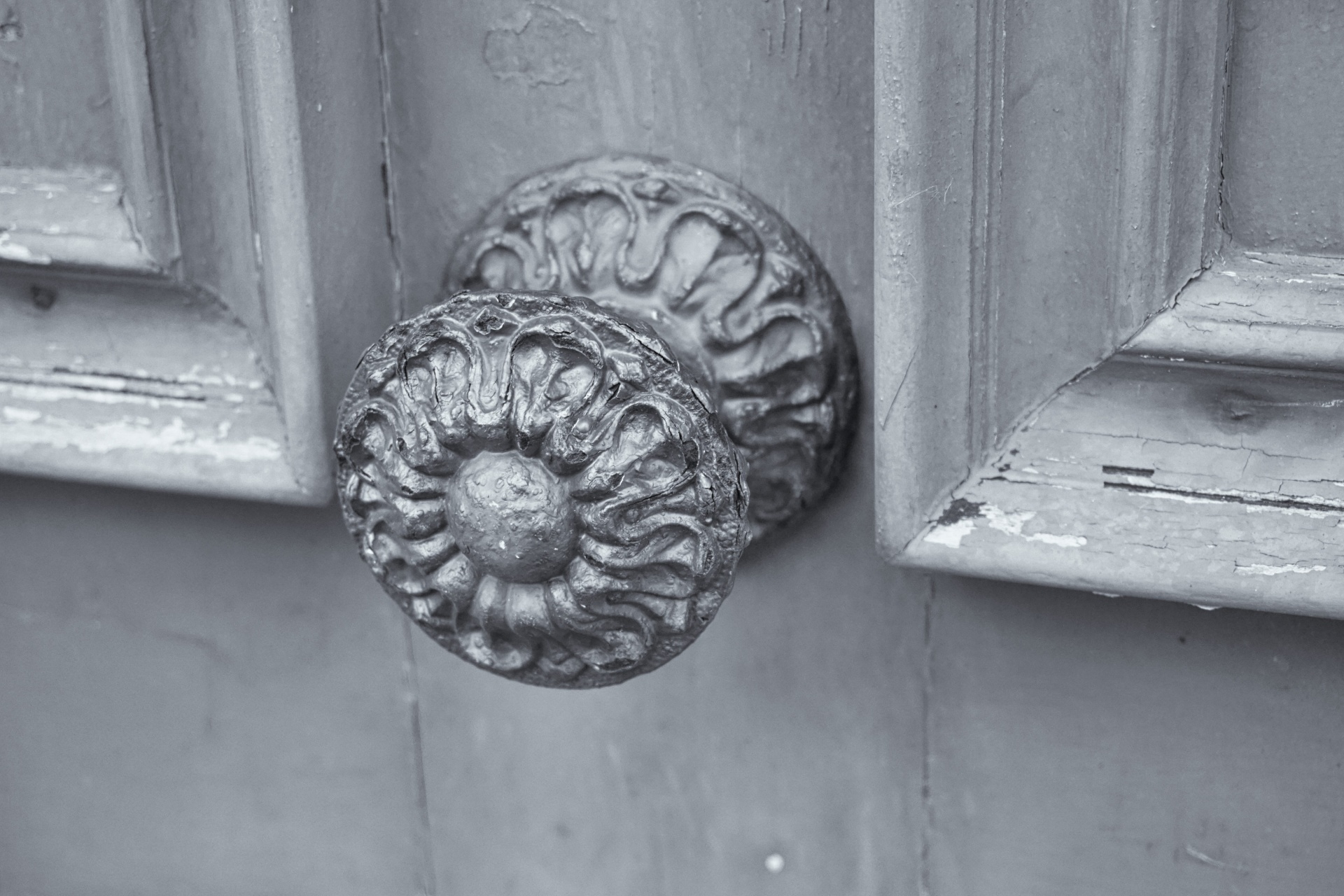 handle door ancient free photo